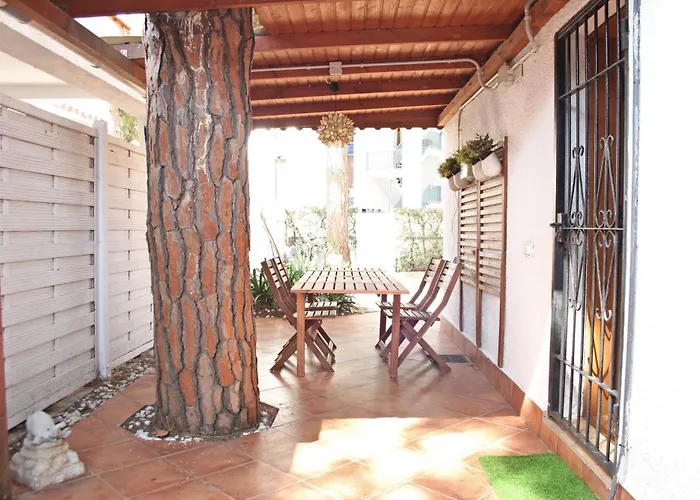 Latorre Seafront Ferienhaus *